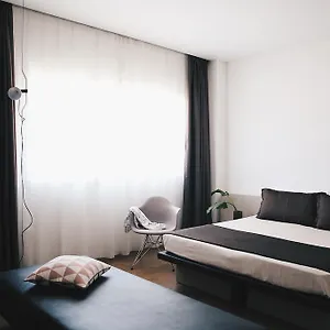 Le Hotel